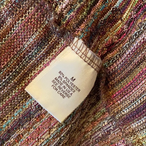 Beautiful multicolored  cute top mauve color. - Picture 6 of 6